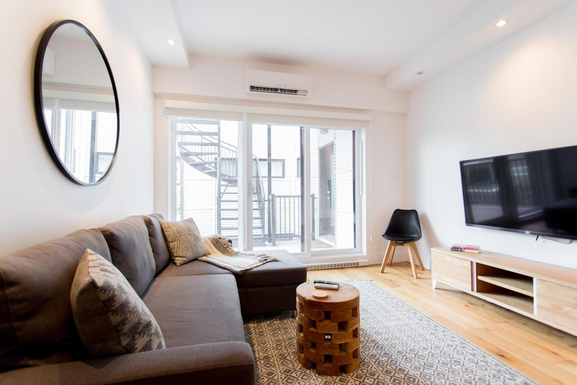 Hip, Stylish Apartment In Little Italy By Den Stays A Montréal Rom bilde