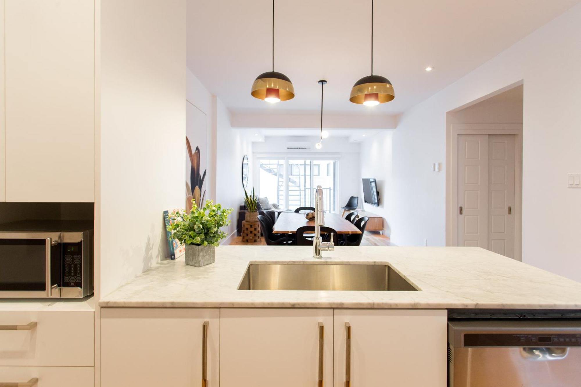 Hip, Stylish Apartment In Little Italy By Den Stays A Montréal Rom bilde